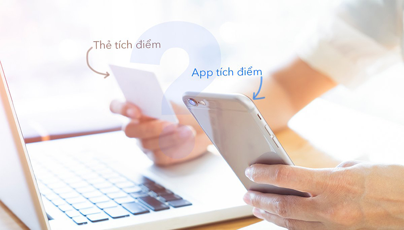 Nen-su-dung-the-tich-diem-giay-hay-the-tich-diem-online